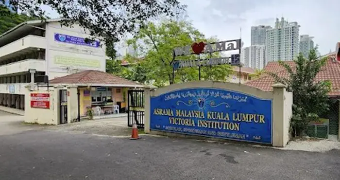 Yuran Victoria Institution Terkini